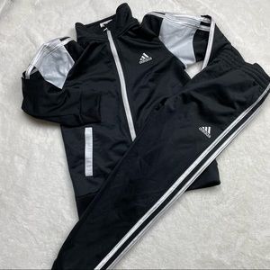 ADIDAS TRACKSUIT